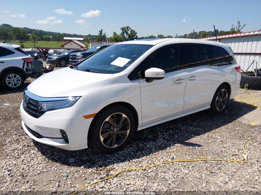 2024 Honda Odyssey Elite at the IAA auction, as purchased (2 of 15)