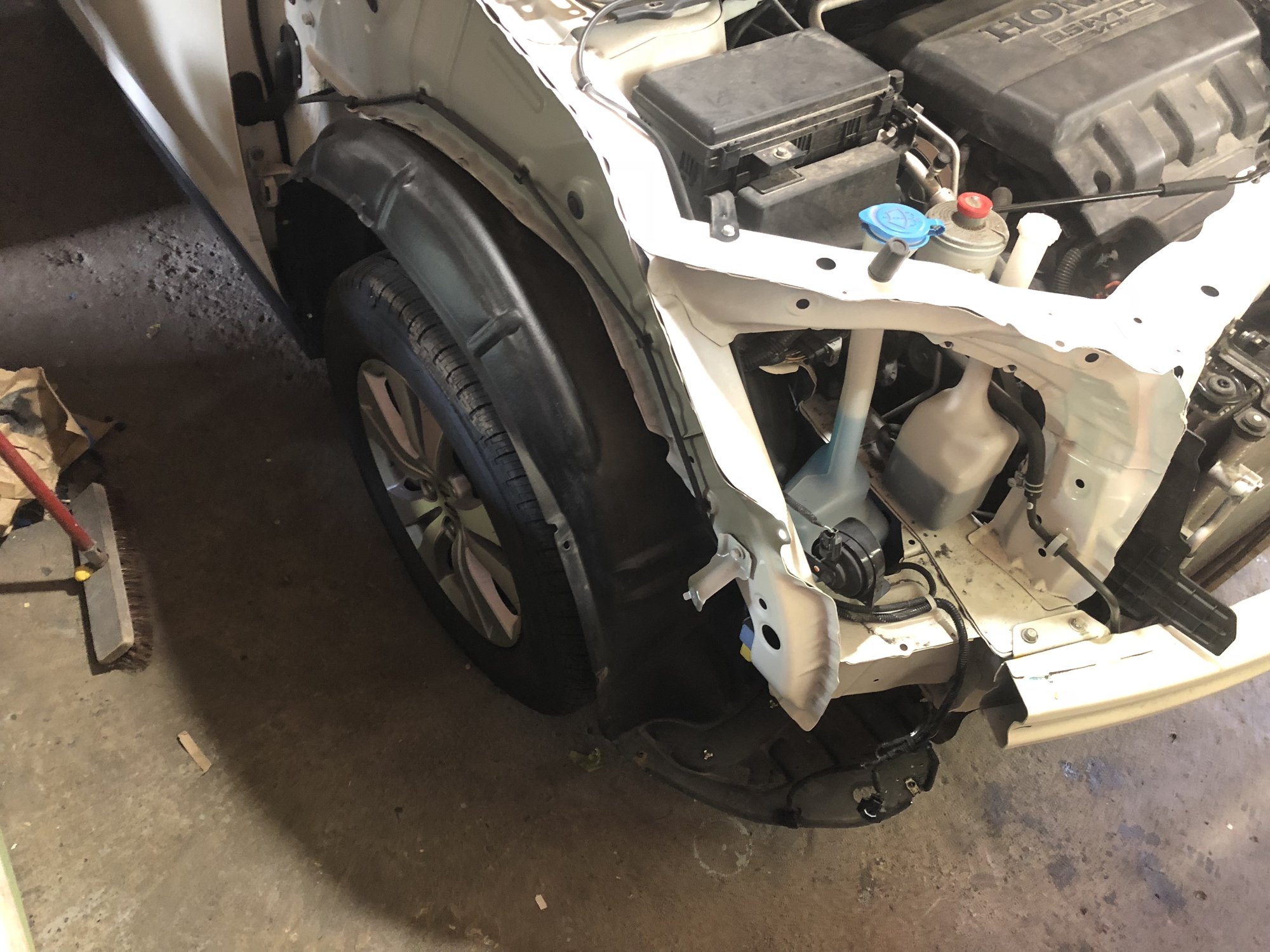 2015 Honda Odyssey EX-L — In the shop, June 13, 2018 — front teardown
